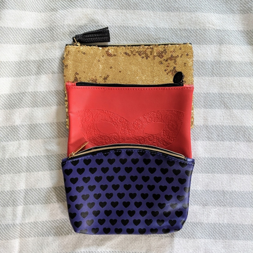 Ipsy Drama Queen Makeup Bag Bundle